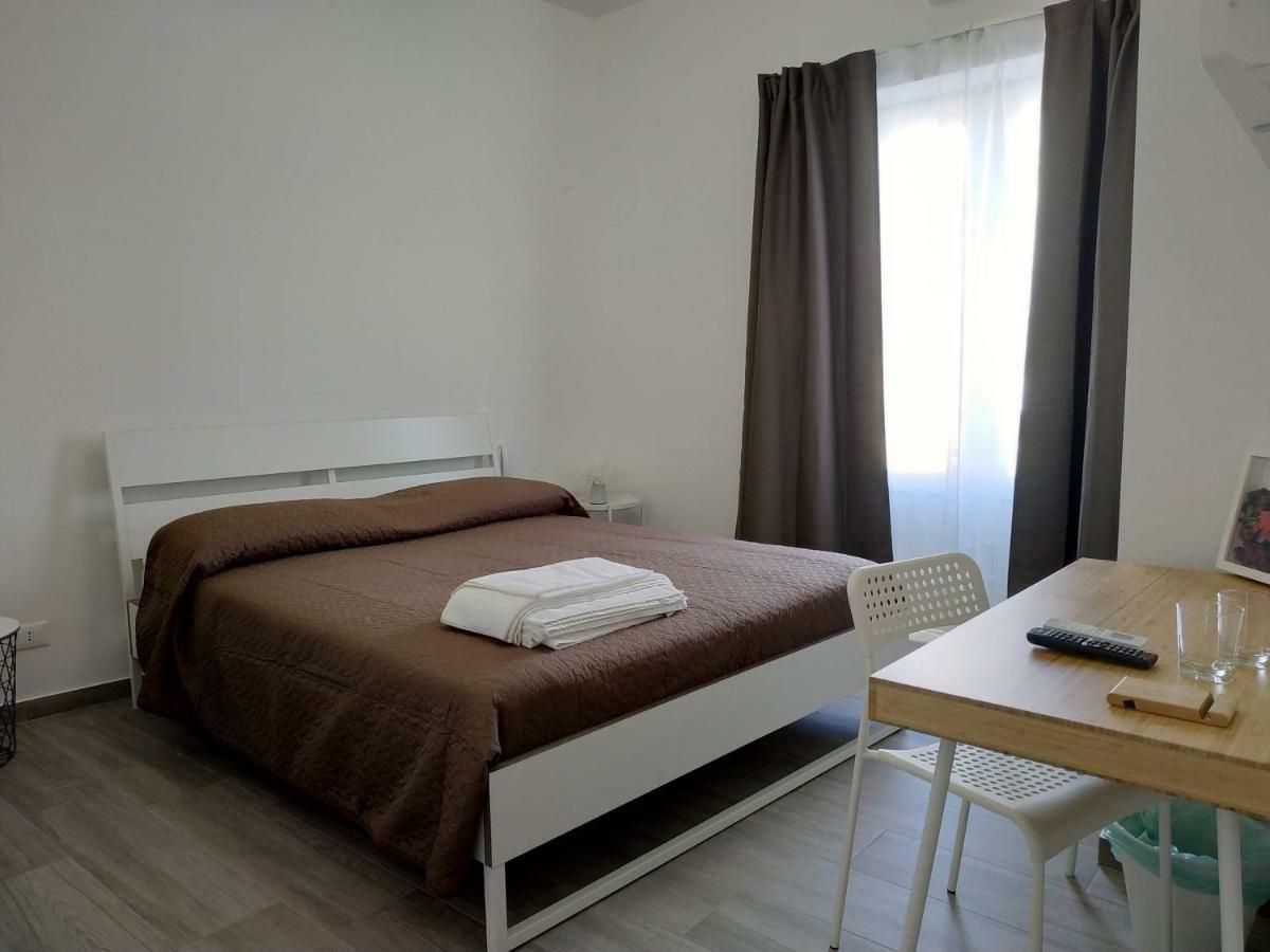 Marina Blu Rooms Кастелламмаре-дель-Голфо Экстерьер фото