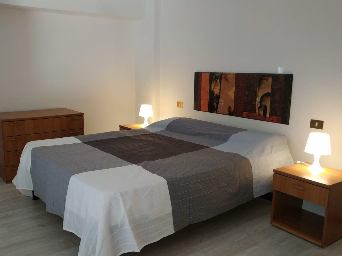 Marina Blu Rooms Кастелламмаре-дель-Голфо Экстерьер фото